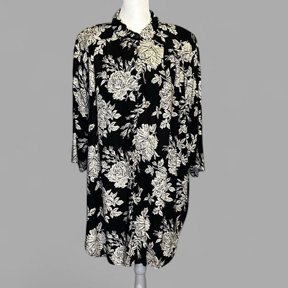 Cherry Creek Black & White Floral Button Down Blouse 2X Padded Shoulders - Picture 1 of 7
